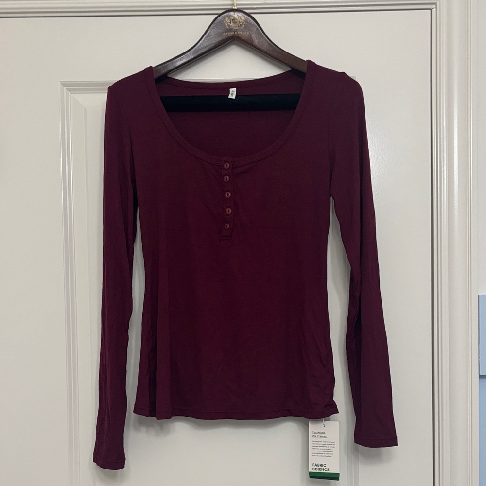 HALARA Deep Red Long Sleeve Women's Tee